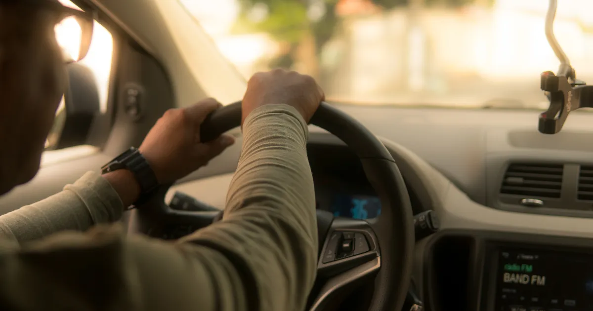 【保存必須】タクシー運転手に転職する方法｜転職する人の特徴も紹介